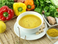 Soupe de nouilles au poulet et au curry
